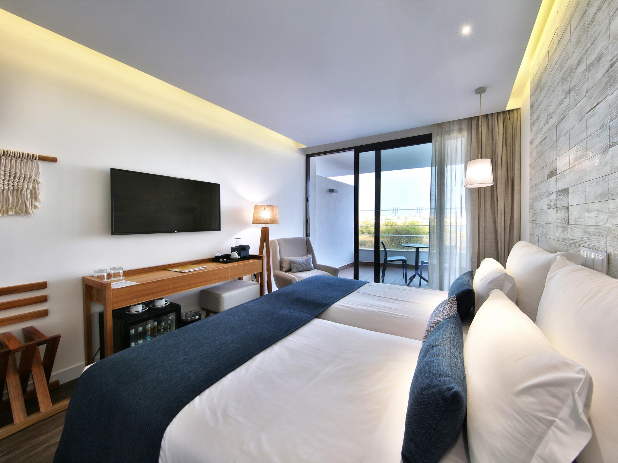 פורטימאו Jupiter Marina Hotel - Couples & Spa (Adults Only) מראה חיצוני תמונה