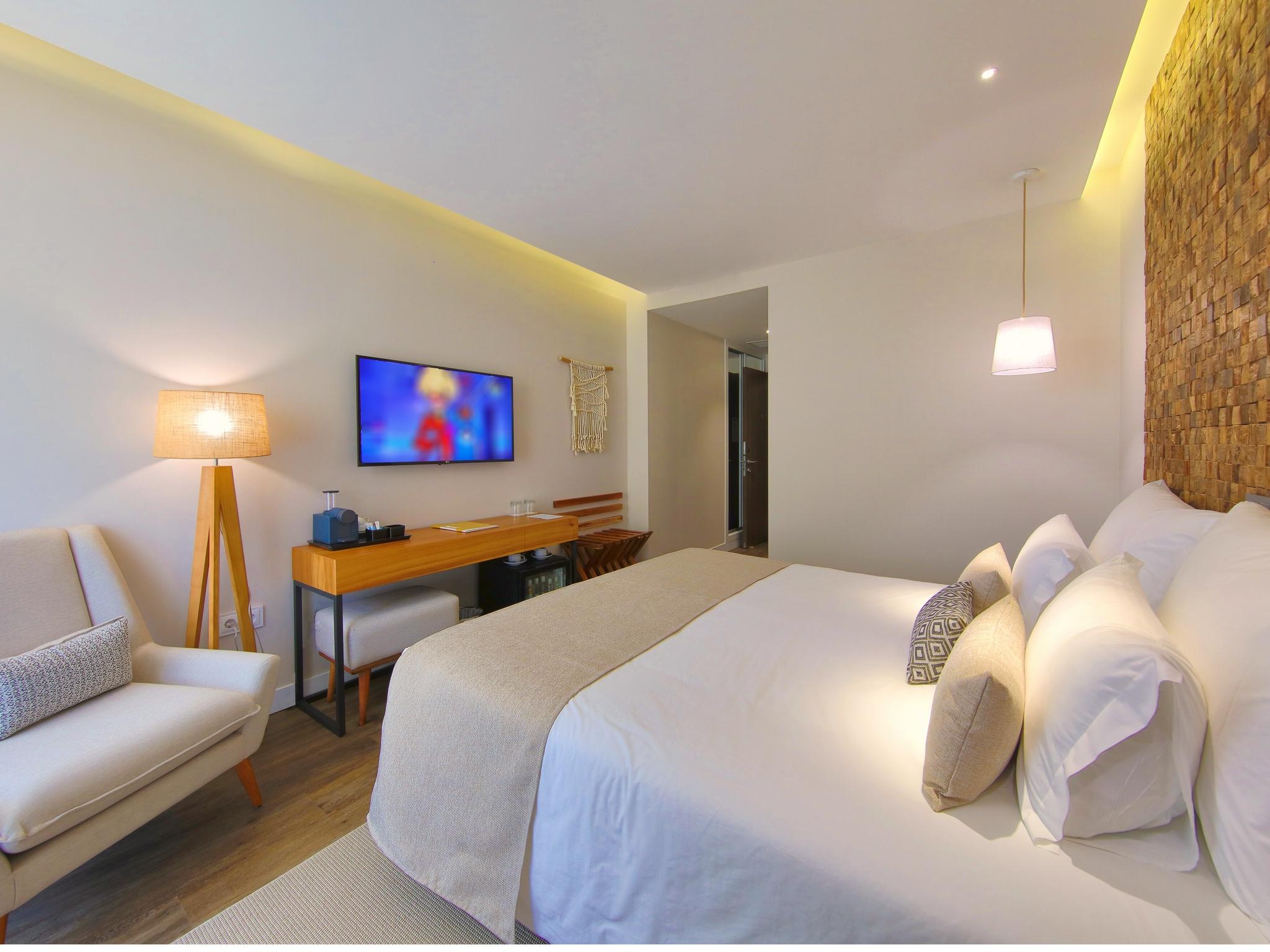 פורטימאו Jupiter Marina Hotel - Couples & Spa (Adults Only) מראה חיצוני תמונה