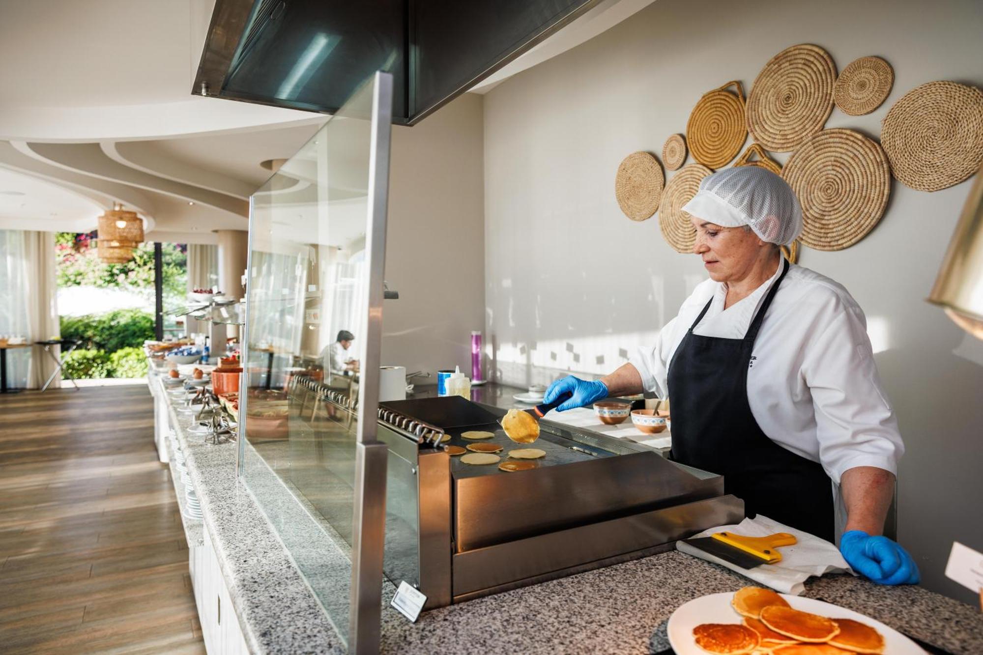 פורטימאו Jupiter Marina Hotel - Couples & Spa (Adults Only) מראה חיצוני תמונה
